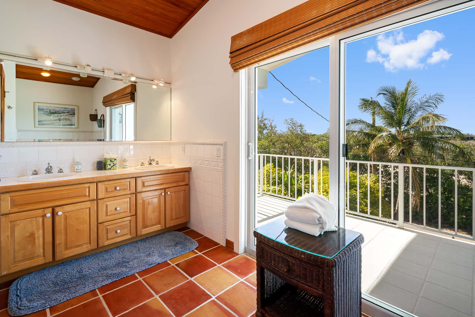 TA36FLR - Orange Blossom Retreat