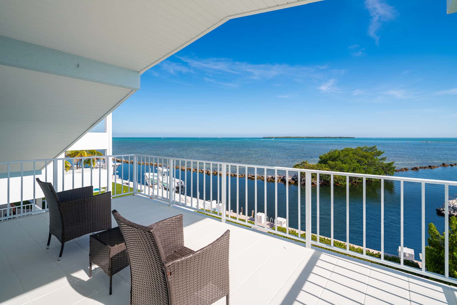 TA36FLR - Orange Blossom Retreat