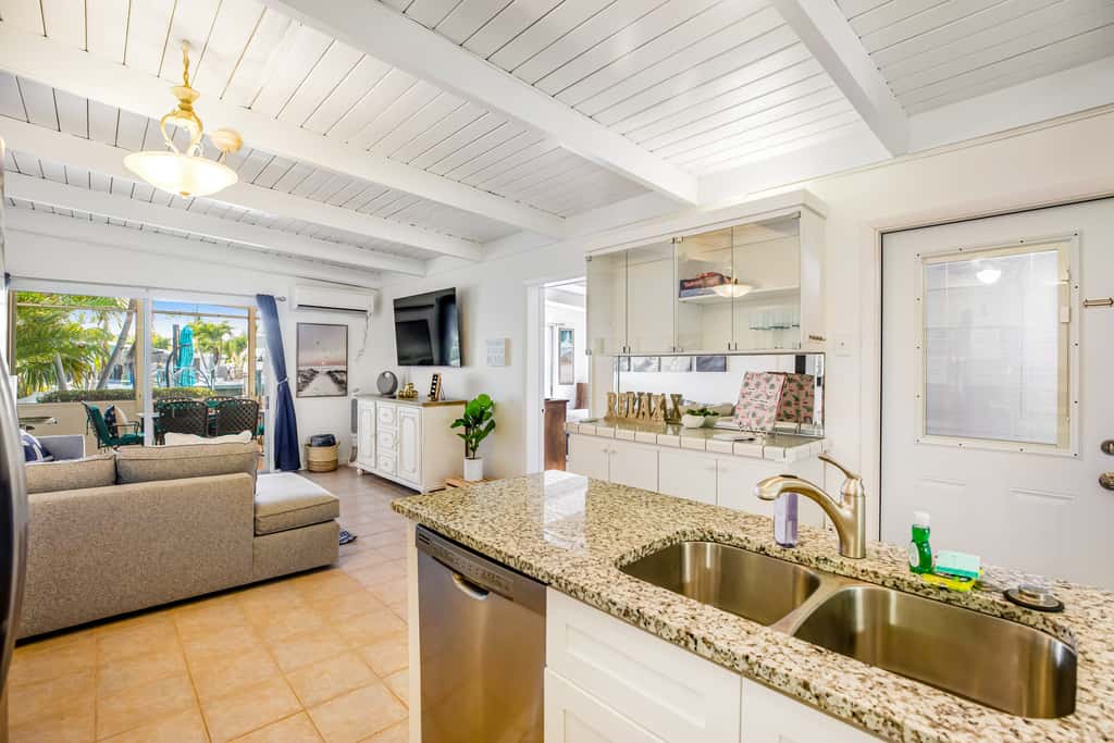 KC81 - Key Colony Beach Waterfront Villa