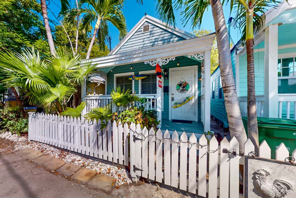 KW369FLR - The Conch-Out Cottage