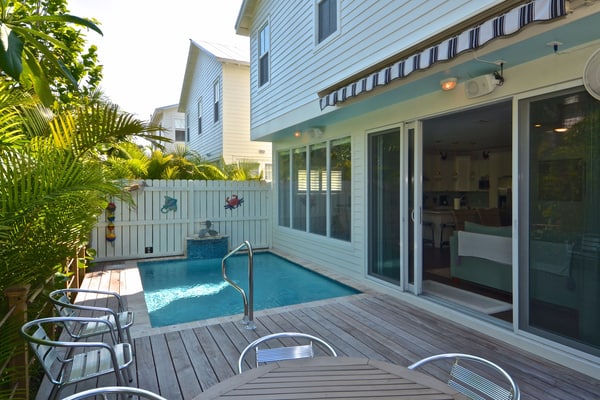 Fresh Getaway w/ Private Pool & Rooftop Patio - Great Location, Steps from Beach