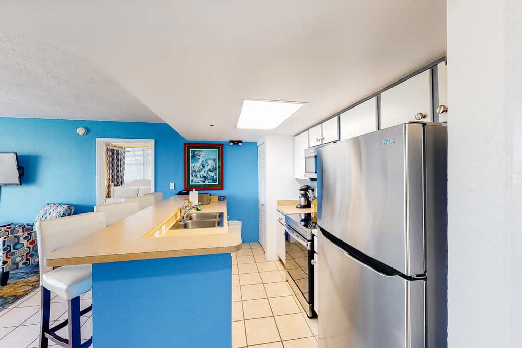 KWSS202 - Sunrise Suites - Big Kahuna Suite 202