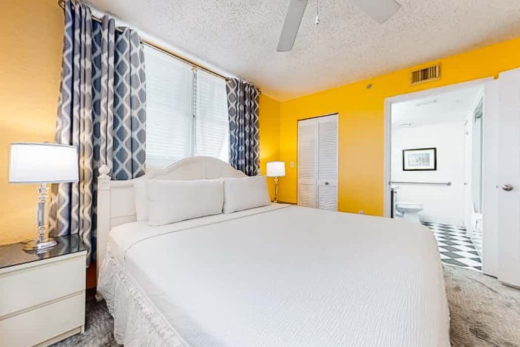 KWSS202 - Sunrise Suites - Big Kahuna Suite 202