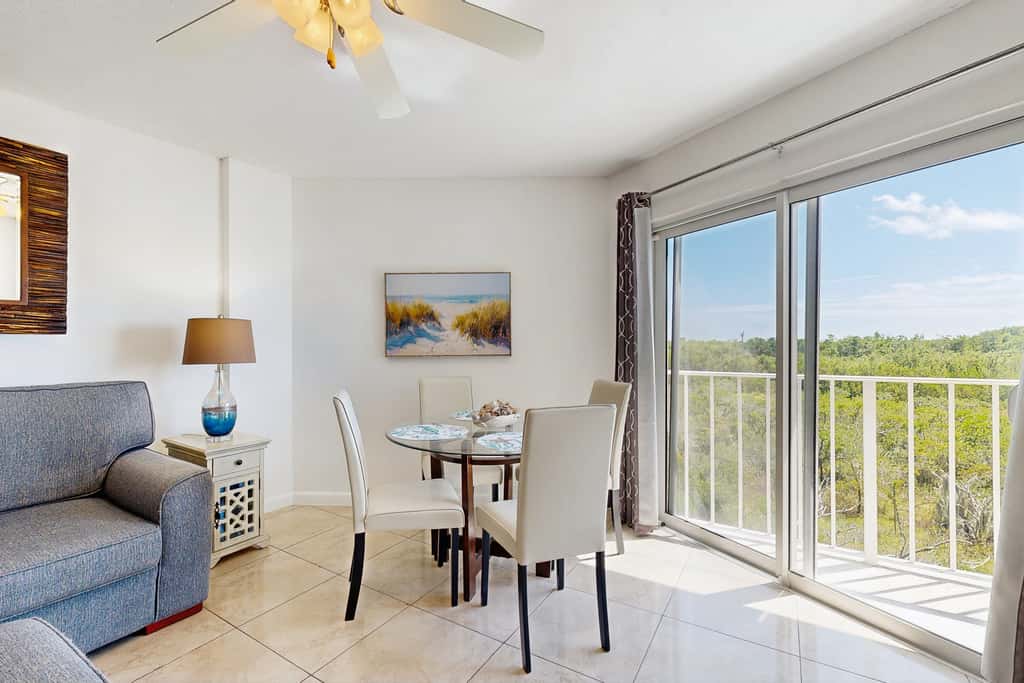 TA43 - Ocean Pointe Molliner Vacation Retreat #1305