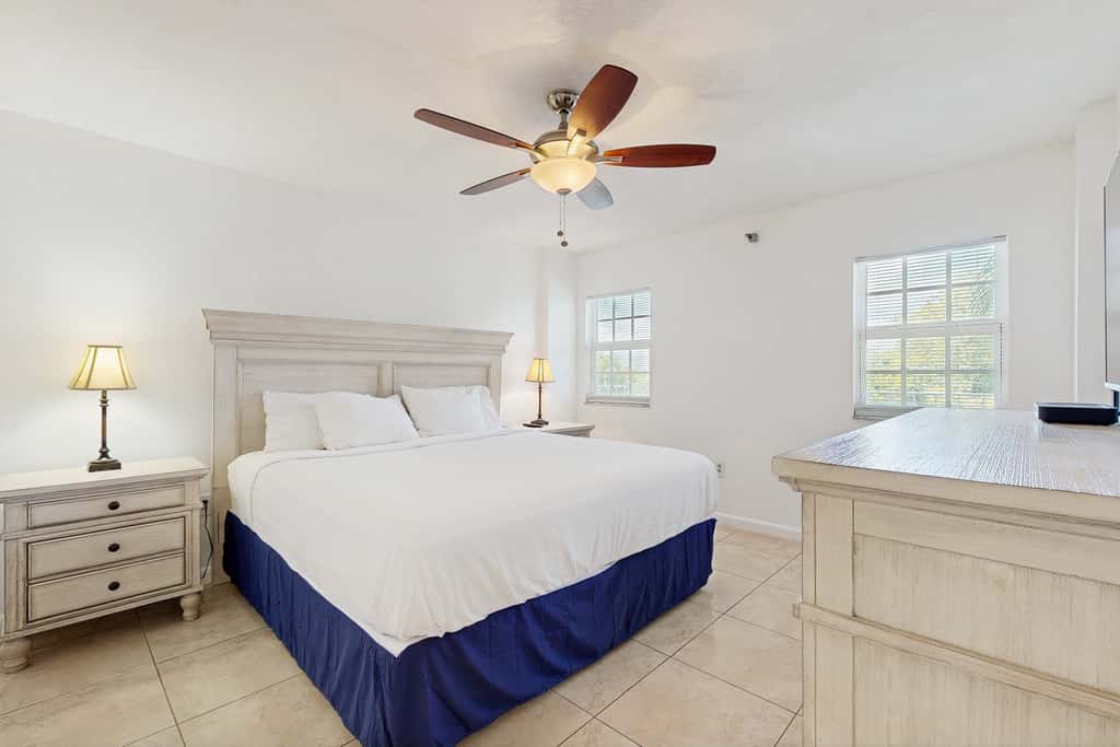 TA43 - Ocean Pointe Molliner Vacation Retreat #1305
