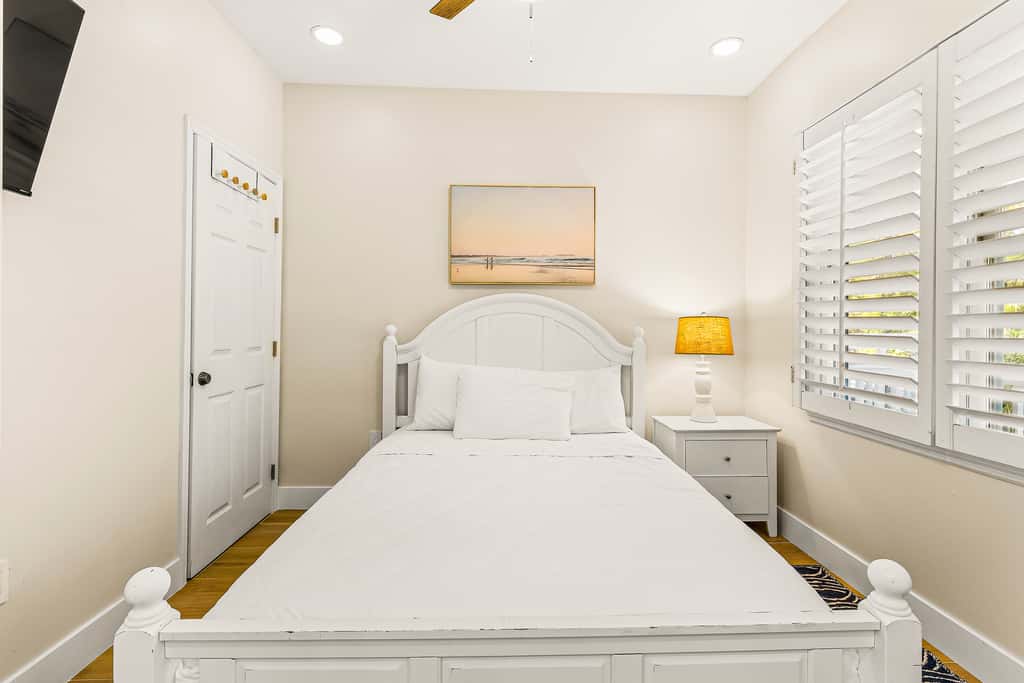 DK33 - Harbor Hideaway Villa 7066