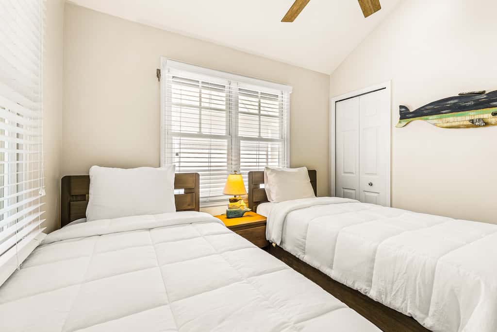 DK33 - Harbor Hideaway Villa 7066