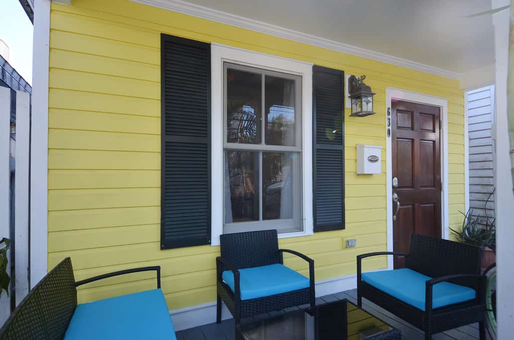 Welcoming & Conveniently Located Dog-Friendly Home - Walk to Everything