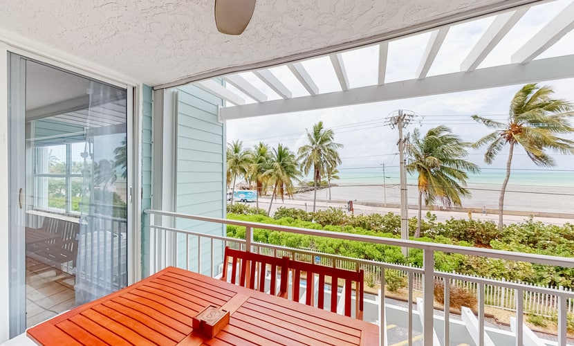 Colorful waterfront condo with pool & hot tub, AC, W/D, & WiFi - dogs OK