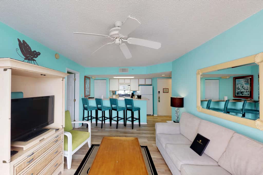KWSS311 - Sunrise Suites - Catalina Suite 311
