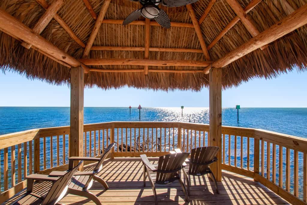 Updated ocean-view condo with 2 balconies, pool, hot tub, W/D, & AC