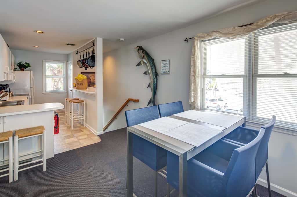 KW67FLR - Shipyard Perch