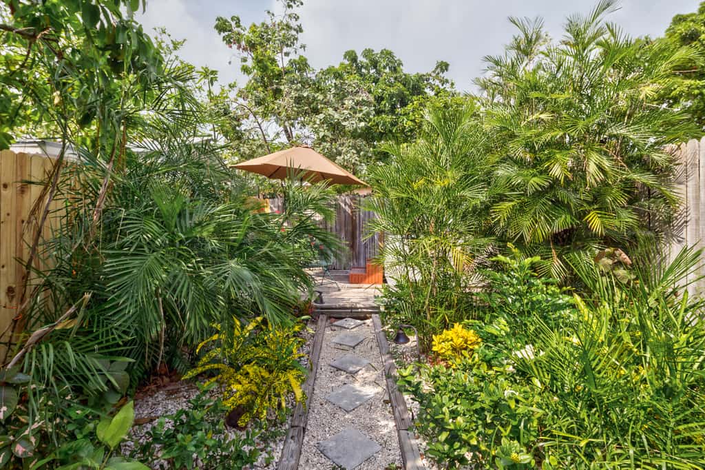 KW33A - Leeward Isle