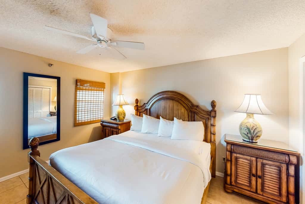 TA15 - Ocean Pointe #2210