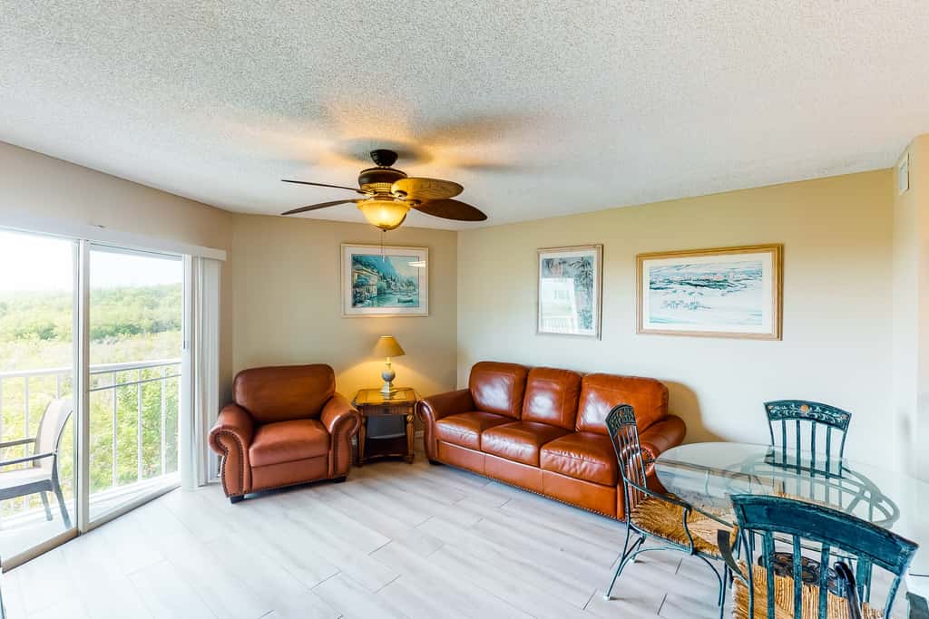 TA15 - Ocean Pointe #2210
