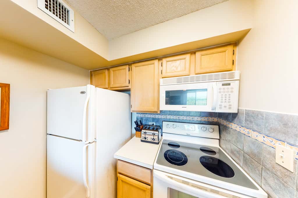 TA15 - Ocean Pointe #2210