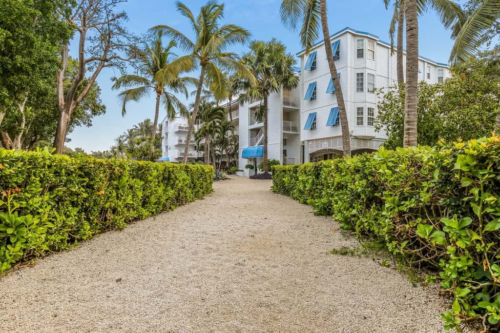 TA15 - Ocean Pointe #2210