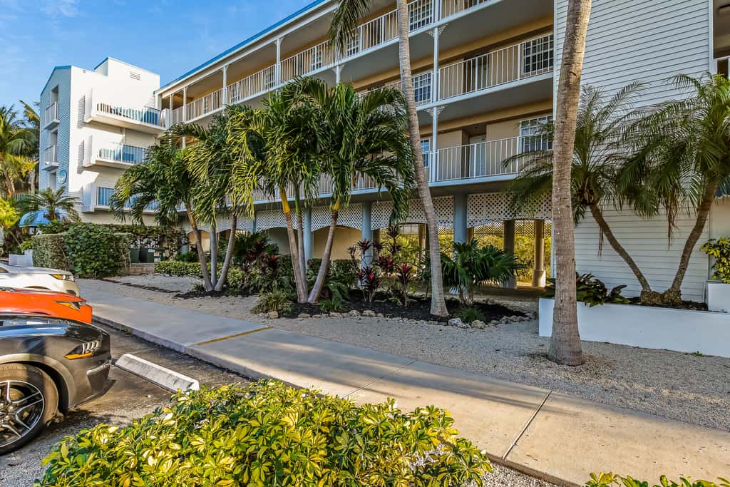 TA15 - Ocean Pointe #2210