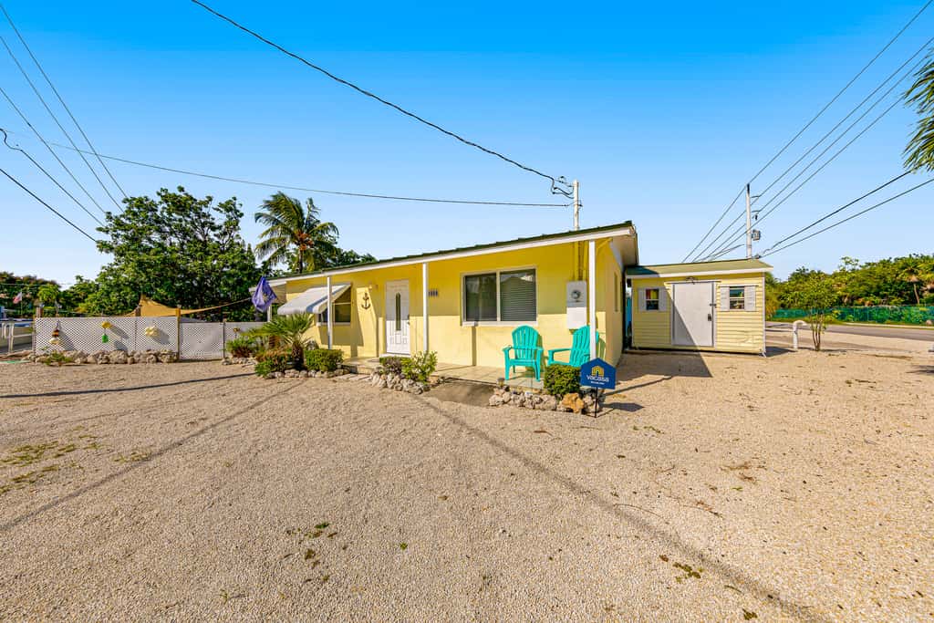 MA147 - Yellowtail House