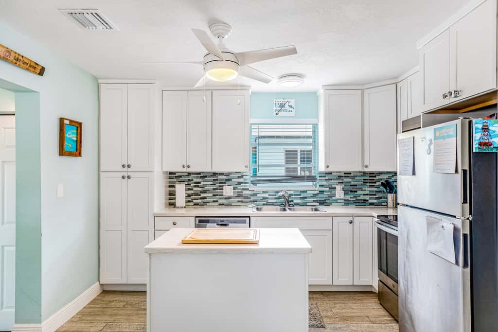 MA147 - Yellowtail House