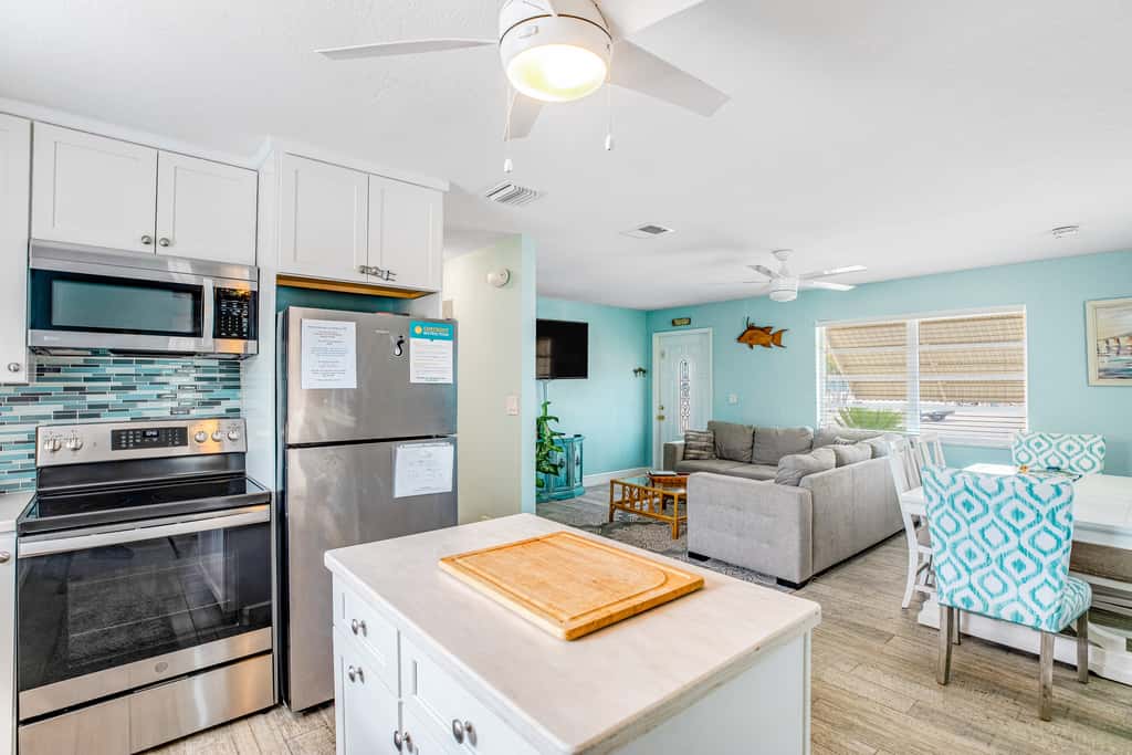 MA147 - Yellowtail House