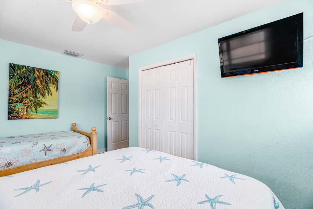 MA147 - Yellowtail House