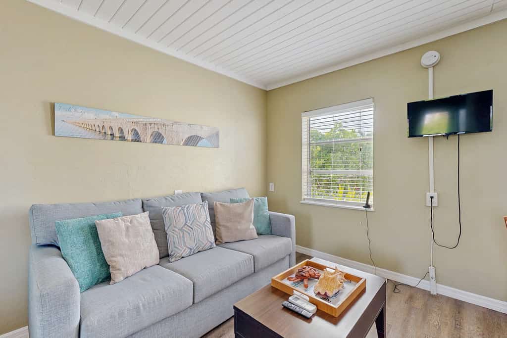 Newly remodeled, bayfront studio with dock, views & open water access