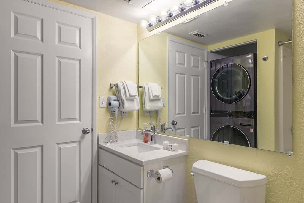 KWSS201 - Sunrise Suites - Saint Lucia Suite 201