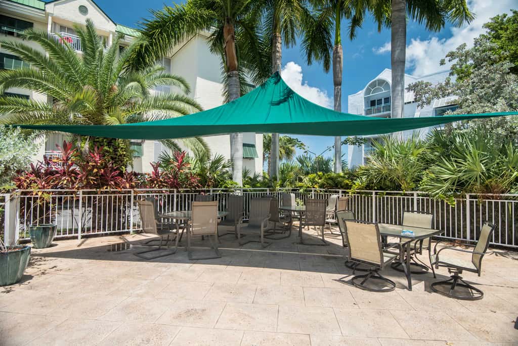 KWSS201 - Sunrise Suites - Saint Lucia Suite 201