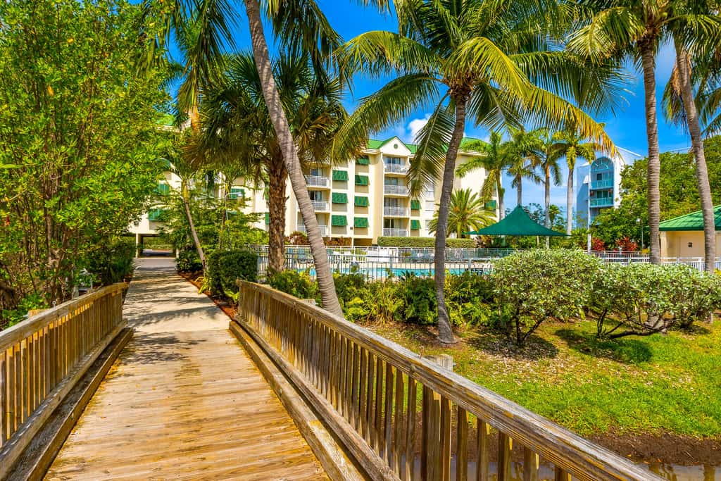 KWSS201 - Sunrise Suites - Saint Lucia Suite 201