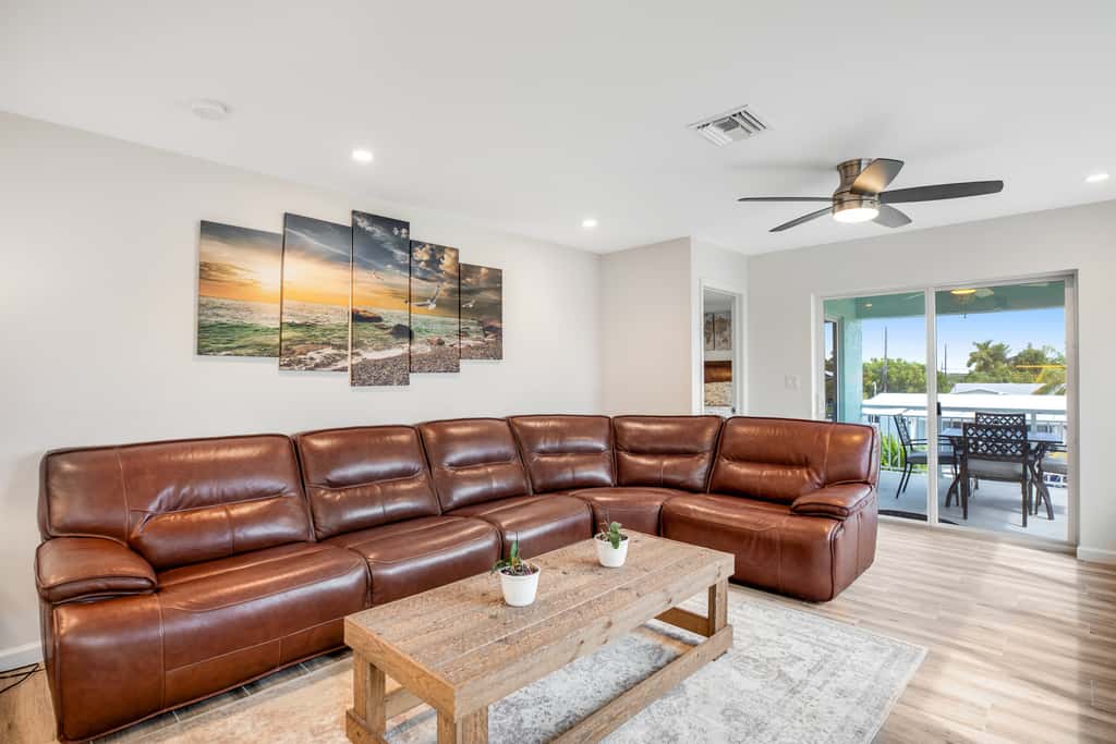 BP04FLR - Sunset Villa