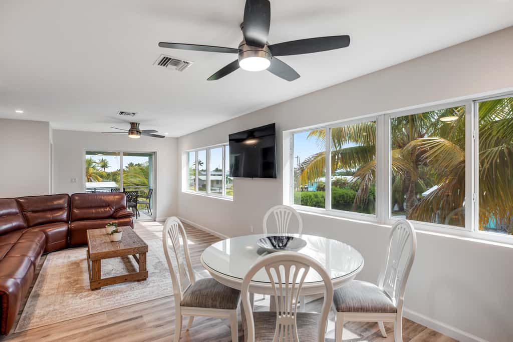 BP04FLR - Sunset Villa