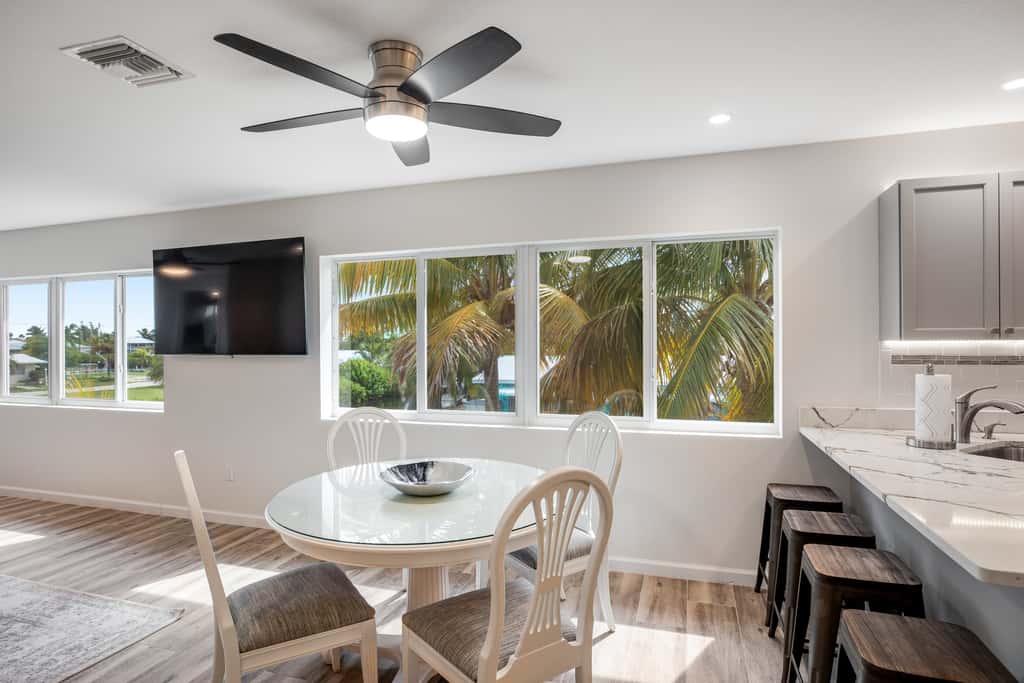 BP04FLR - Sunset Villa