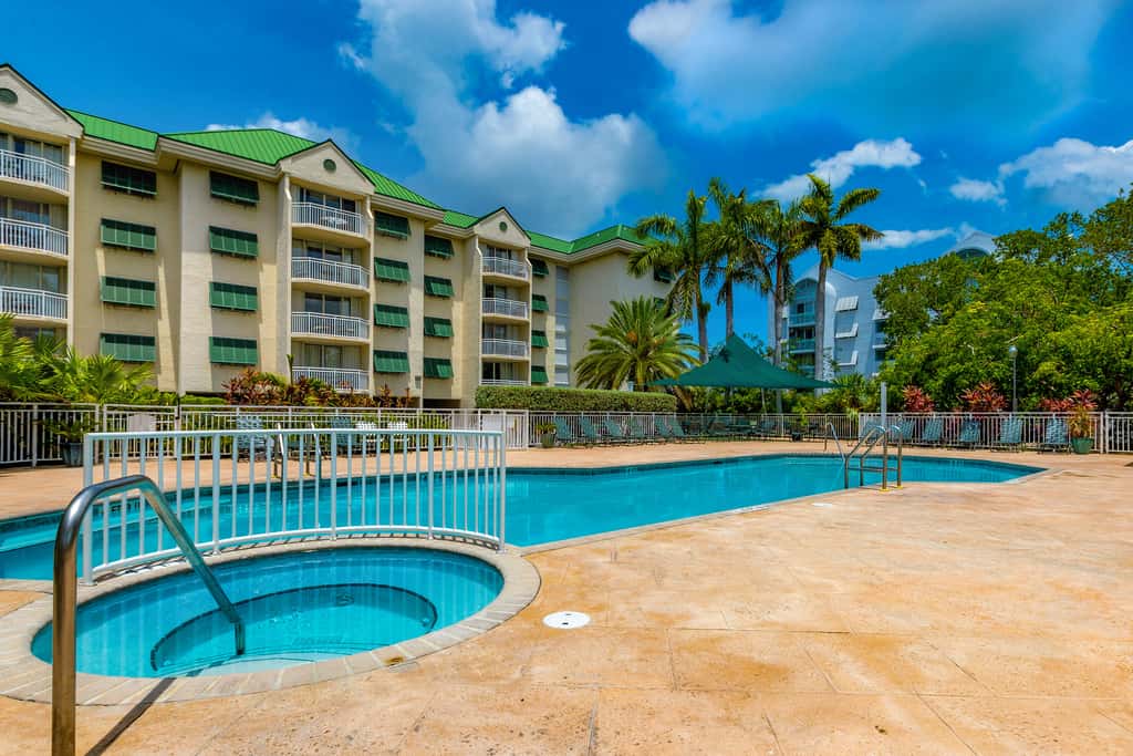 KWSS204 - Sunrise Suites - Barbados Suite 204