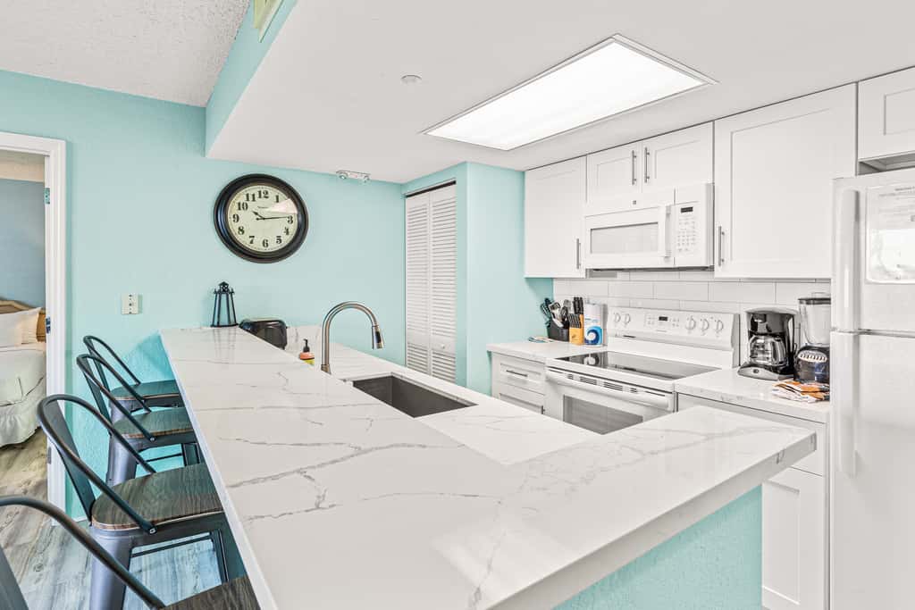 KWSS204 - Sunrise Suites - Barbados Suite 204