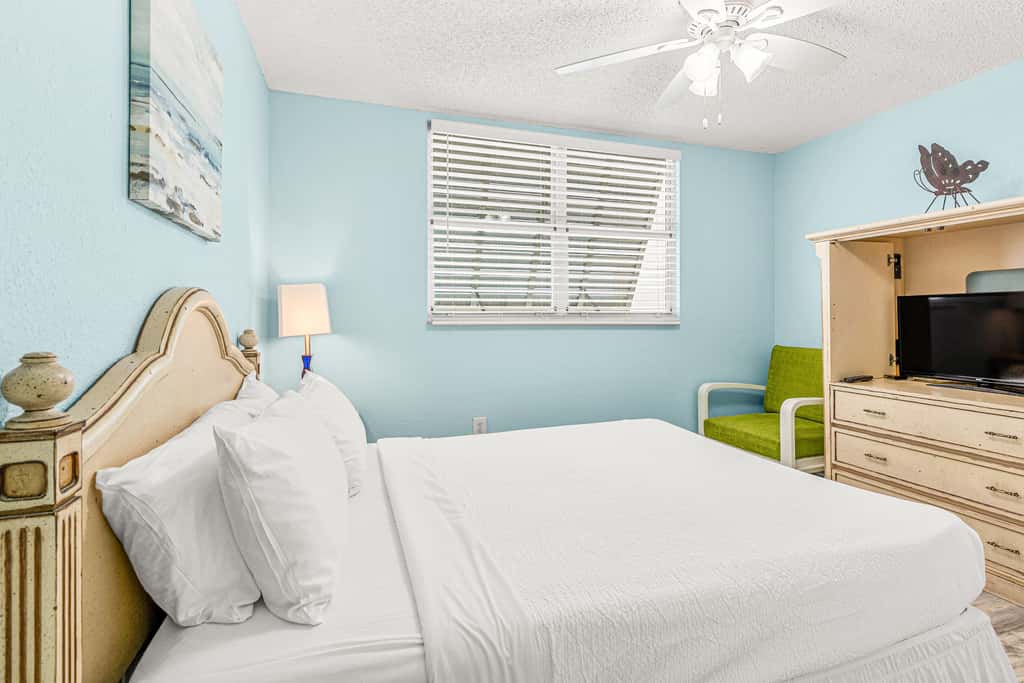 KWSS204 - Sunrise Suites - Barbados Suite 204