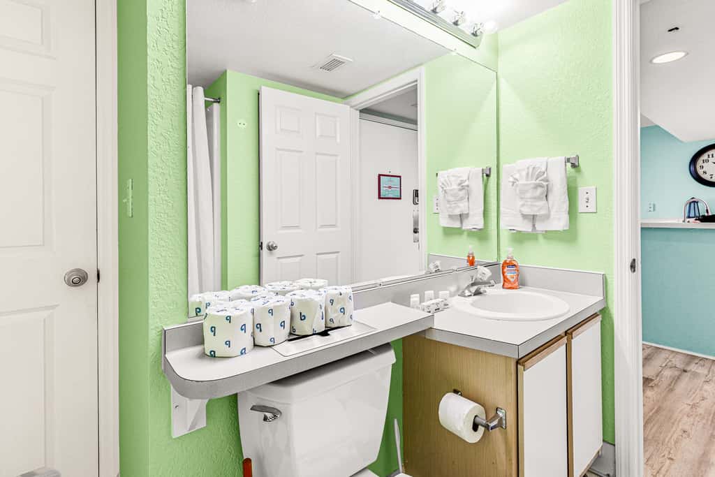 KWSS204 - Sunrise Suites - Barbados Suite 204