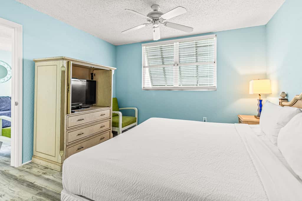 KWSS204 - Sunrise Suites - Barbados Suite 204