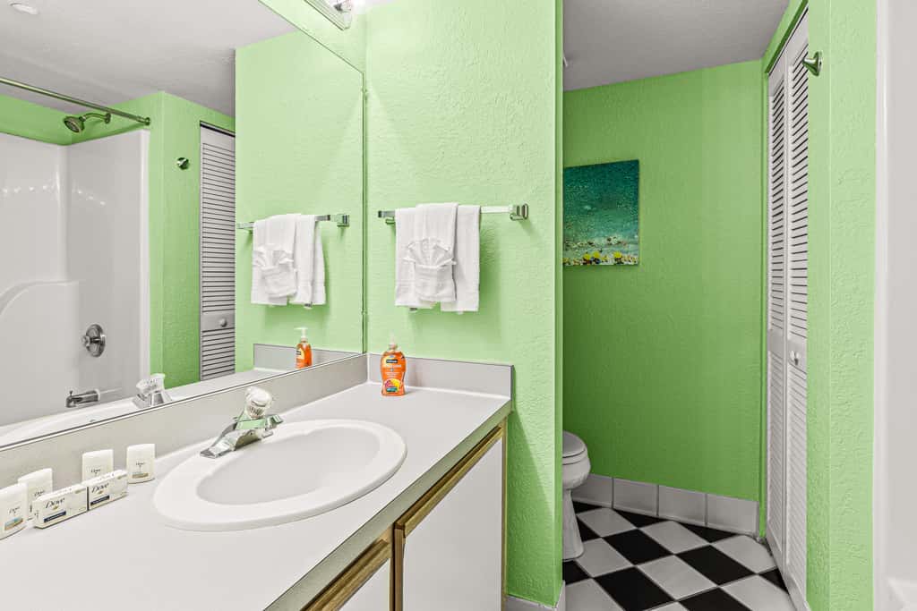 KWSS204 - Sunrise Suites - Barbados Suite 204