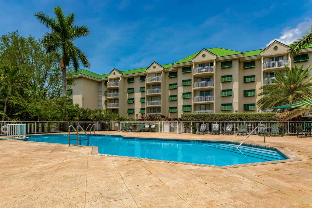 KWSS204 - Sunrise Suites - Barbados Suite 204