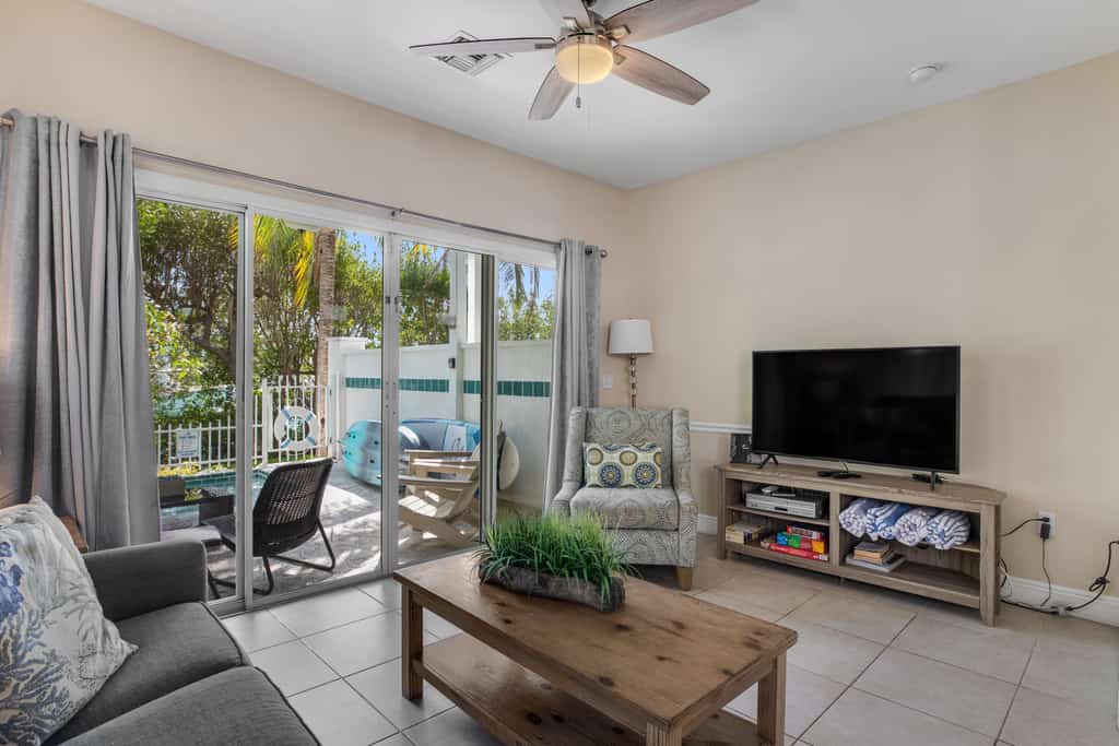 Duck Key waterfront villa with private pool, kayak, SUP