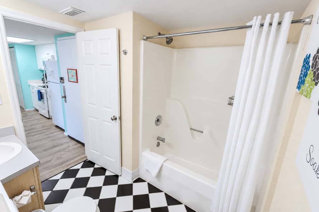 KWSS108 - Sunrise Suites - Martinique Suite 108