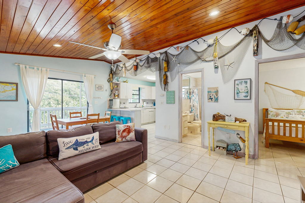 KL105FLR - The Beach House