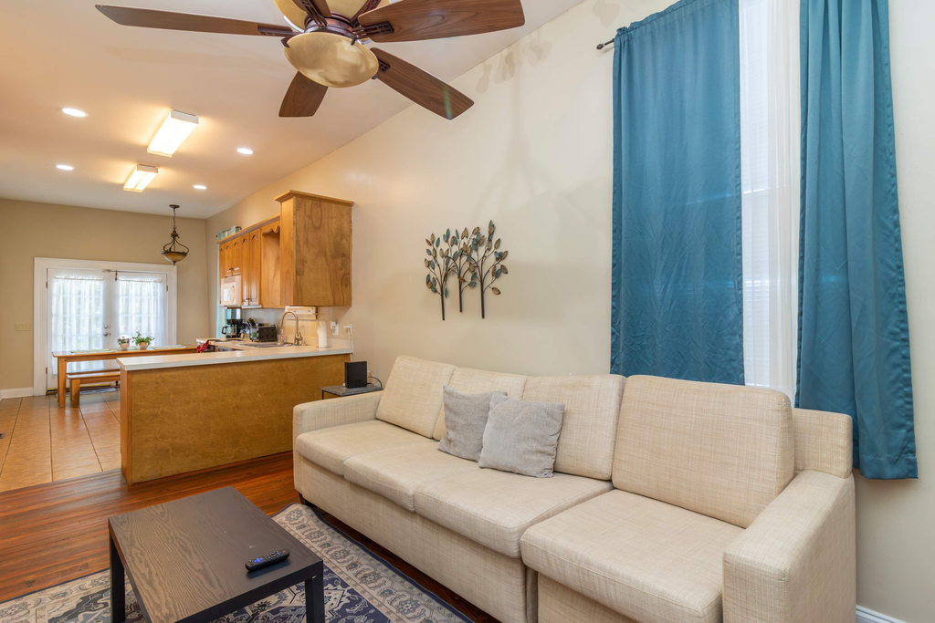 Closest Historic BnB to Ft Moore-Americana Cottage