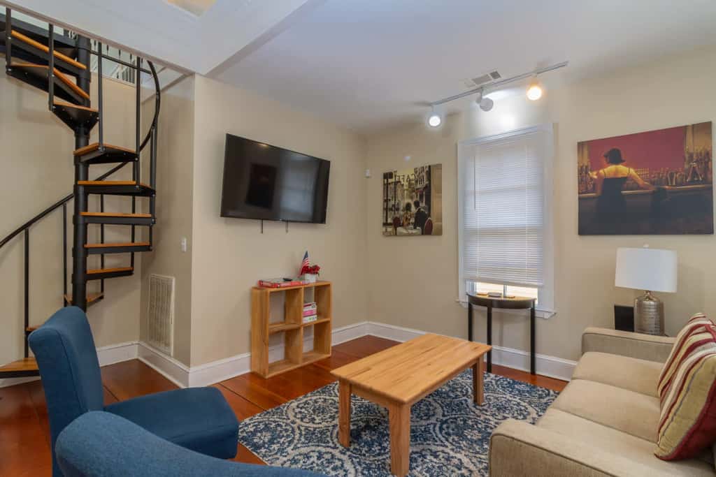 Historic Broadway Bungalow: Walk to Riverwalk,