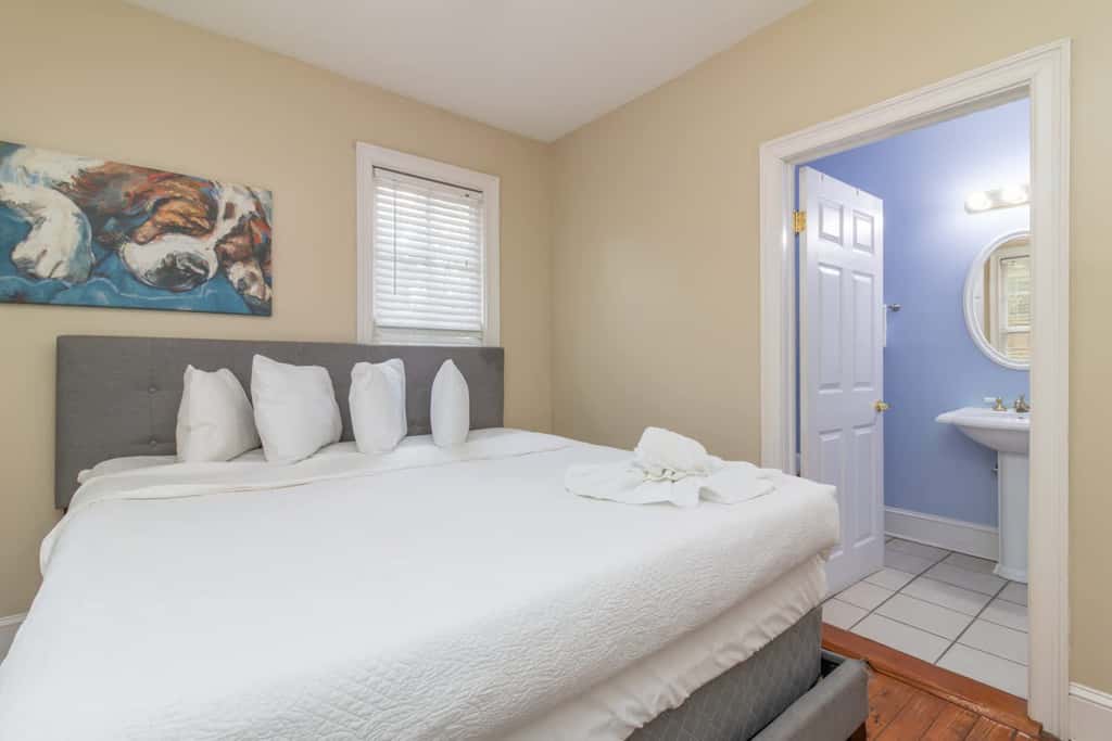 Historic Broadway Bungalow: Walk to Riverwalk,