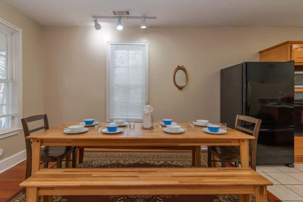 Historic Broadway Bungalow: Walk to Riverwalk,