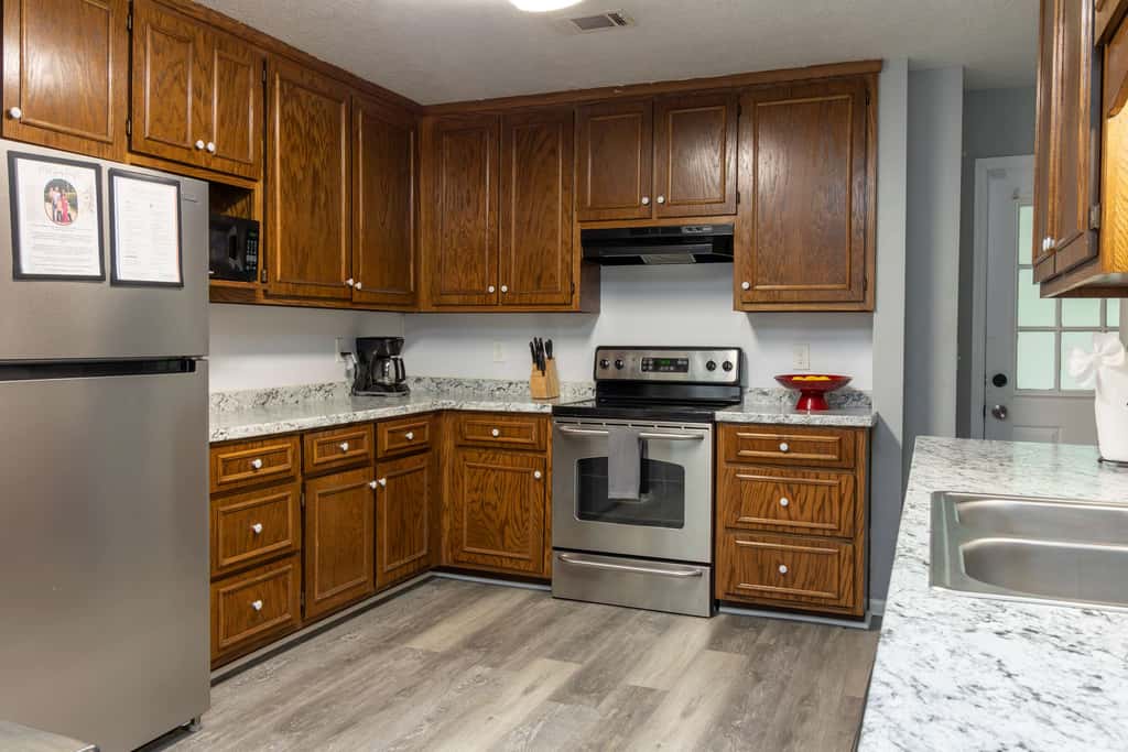 Pool, Fenced Yard, & Patio! Ventura Vista Retreat