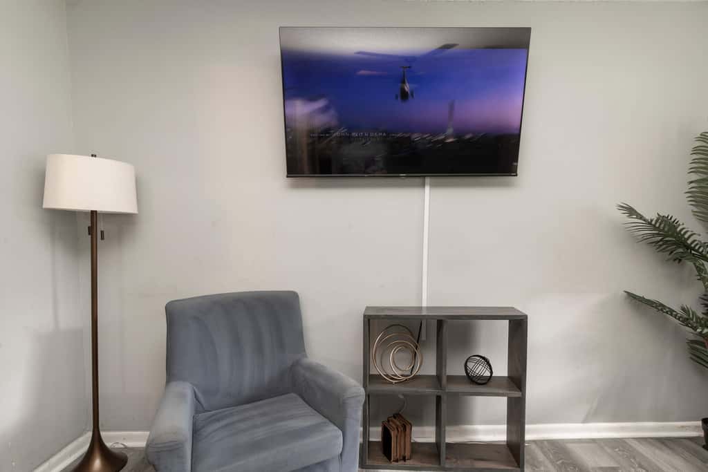 Pool, Fenced Yard, & Patio! Ventura Vista Retreat