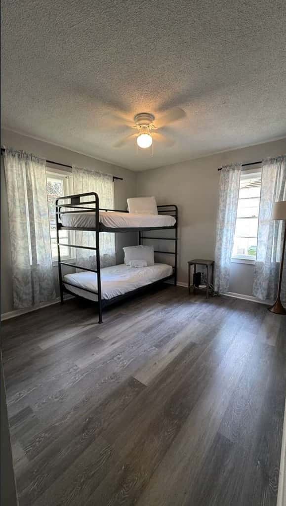Pool, Fenced Yard, & Patio! Ventura Vista Retreat